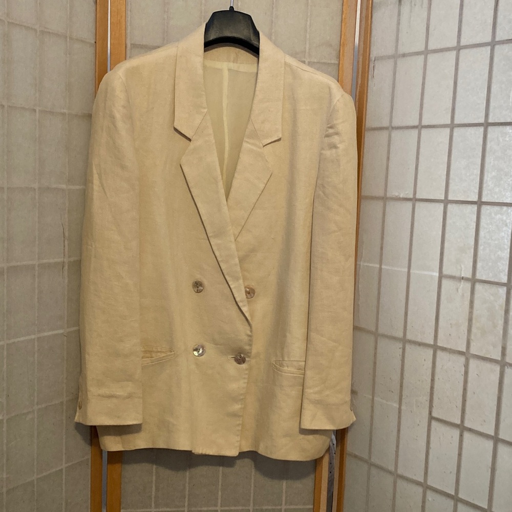 Vintage Augustus women’s linen double breasted blazer. Size 24